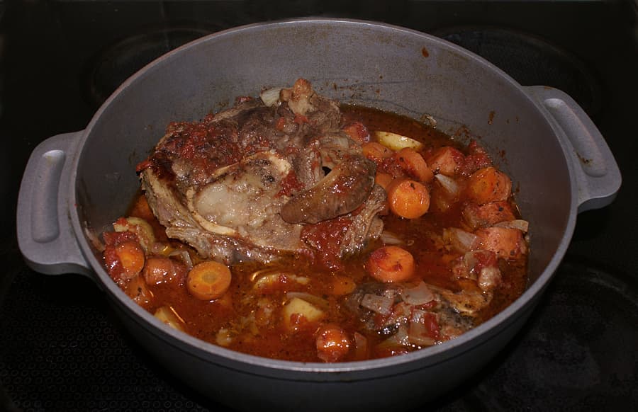 Osso buco veal shanks braised in rich sauce with gremolata